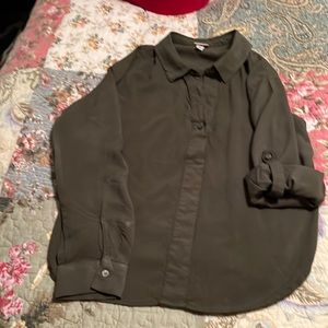 Green pull over shirt soft jersey material in back